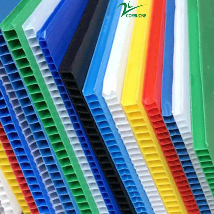 Carta di plastica corrugata resistente alla corrosione per imballaggi in cartone