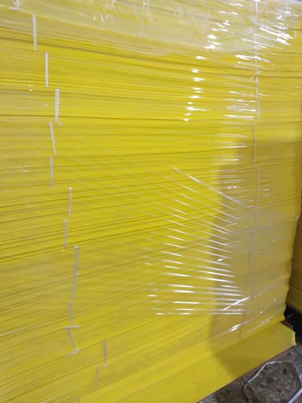 ROHS 6mm ha riciclato gli strati di plastica ondulati strati di Coroplast 4 x 8