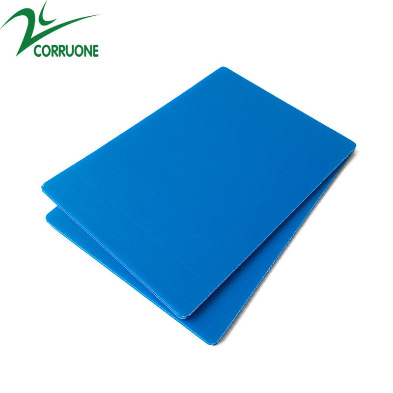 strati di plastica ondulati del bordo pp del bordo 4x8 Coroplast del segno di 10mm