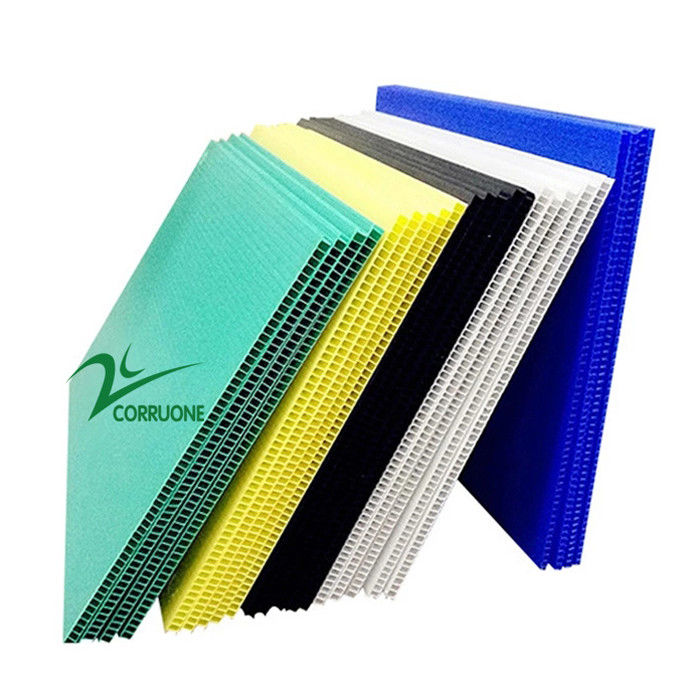 4x8 5mm Corflute riveste il nero vuoto di verde dello strato della protezione di Corflute