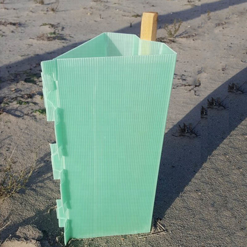 I pp hanno ondulato i protettori di plastica del tronco di Corflute Plastic Tree della guardia dell'albero
